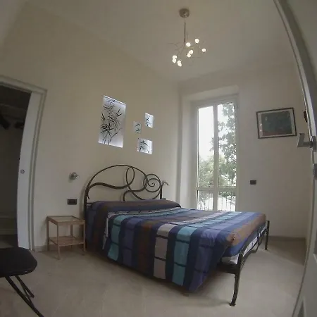 公寓 A Casa Di Erica 萨沃纳